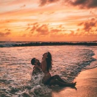 Giữ Lửa Tình Yêu Khi "Chuyện Ấy" Không Còn Như Xưa