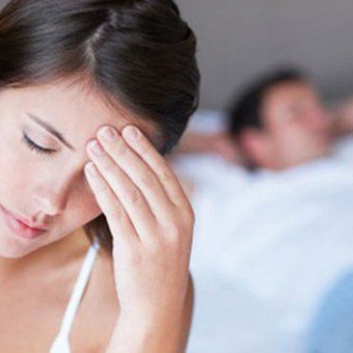 'Chuyện Ấy’ Có Thể Chữa Được Chứng Đau Đầu, Nhưng Đau Đầu Sau Khi 'Lên Đỉnh' Có Nguy Hiểm?
