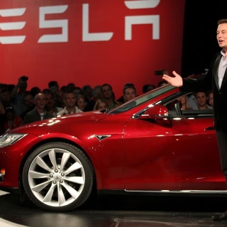 Bí mật xấu xí của Tesla