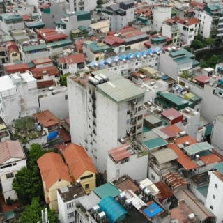 Hai giờ đối mặt với 'giặc lửa' ở chung cư mini