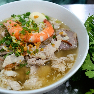 Bữa sáng có nên 'ăn như vua'?