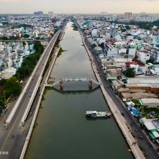 Gần 10 km kênh Tàu Hủ, Lò Gốm mang diện mạo mới