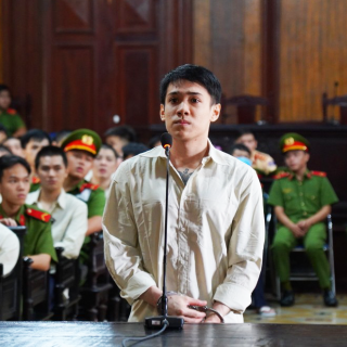 Trăm cảnh sát giữ trật tự phiên xử băng 'giang hồ áo cam'