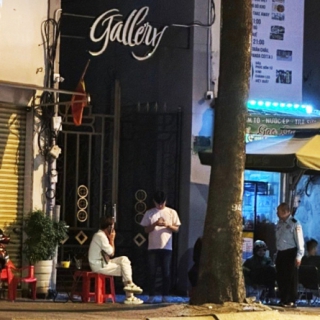 Người nước ngoài làm chủ nhà hàng mại dâm ở Sài Gòn