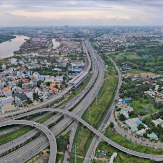TP.HCM muốn đổi tên gần 8 km đường xa lộ Hà Nội