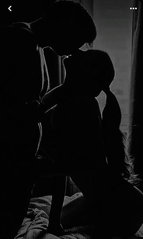 "Khóc Thầm" Trong "Cuộc Yêu": Đau Rát Khi Quan Hệ - "Tín Hiệu" Nguy Hiểm Phụ Nữ Tuyệt Đối Không Thể Bỏ Qua!