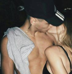 "Yêu" Nhiều Có Hại Thận? Góc Nhìn Đông Y và Khoa Học Hiện Đại 