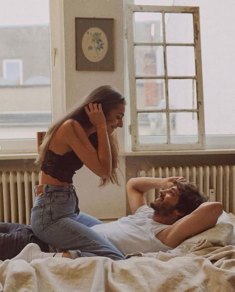 "Yêu" Thường Xuyên: Bí Quyết "Vàng" Cho Sắc Vóc Rạng Ngời Của Phái Đẹp 