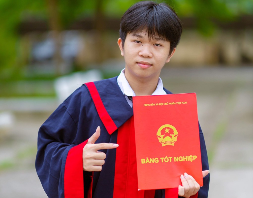 Hai thủ khoa của Bách khoa TP HCM chọn Khoa học máy tính
