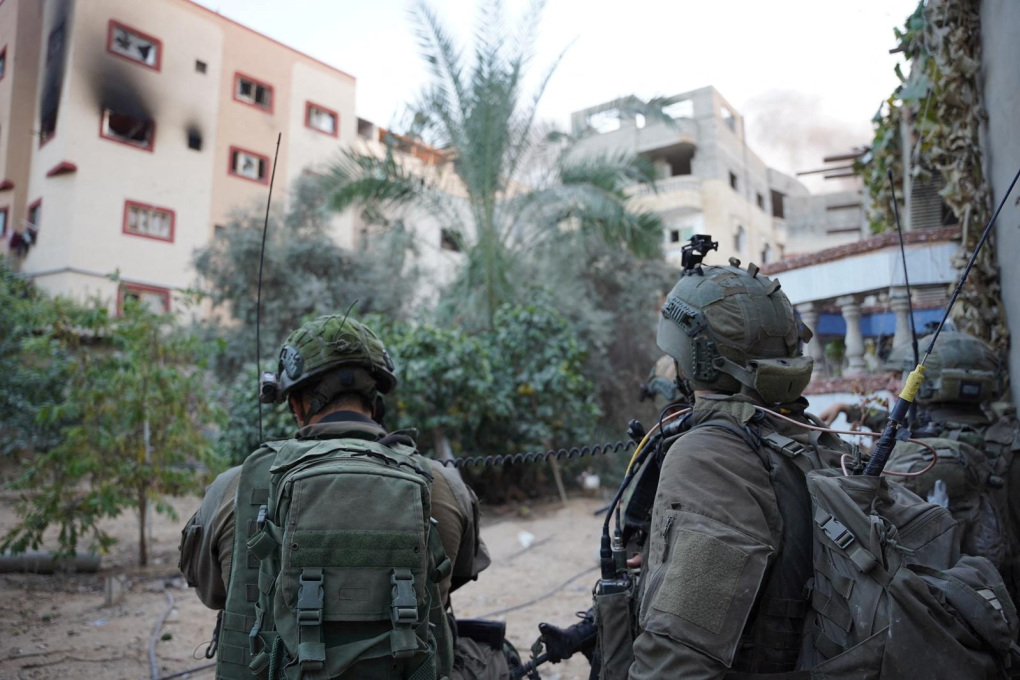 Binh sĩ Israel tiến vào bệnh viện lớn nhất Gaza