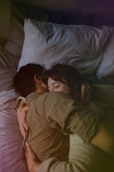 Nữ Xuất Tinh: Bí Mật Về "Cơn Mưa Rào" Khoái Cảm 