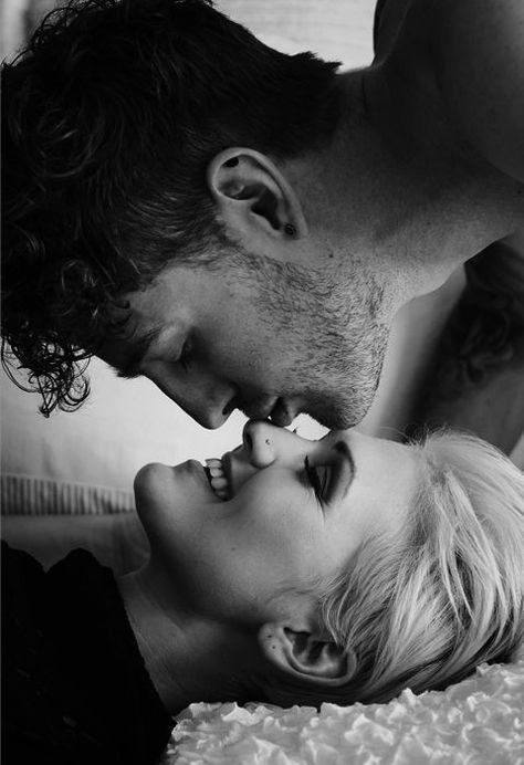 Giải Mã "Cơn Nghiện" Phim Sex Của Phái Mạnh: Góc Nhìn Bất Ngờ