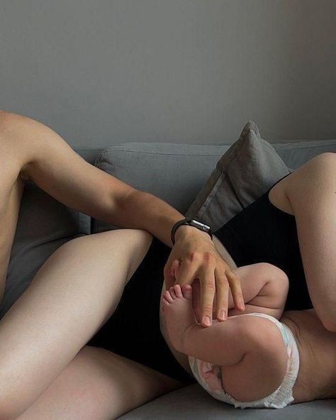 "Tevet" Là Gì? Lợi Ích, Rủi Ro và Bí Quyết "Lên Đỉnh" Cho Nàng 