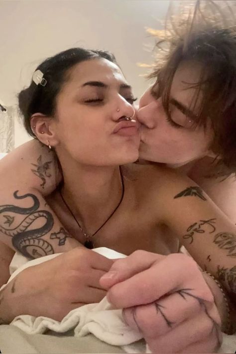 Deepthroat là gì? Giải mã "nghệ thuật" oral sex khiến phái mạnh "lên đỉnh"
