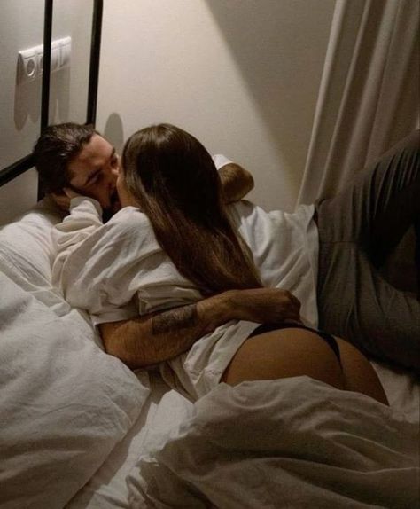 Khám Phá "Đồ Chơi Tình Yêu" Đuôi Cáo: Gia Vị Mới Lạ Cho Cuộc Yêu Thêm Nồng Cháy