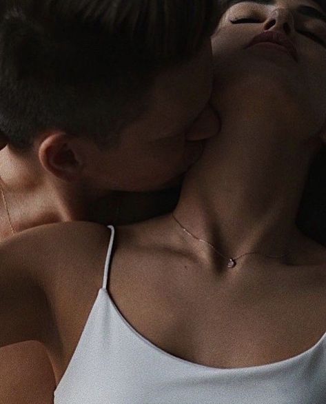 Giải Pháp Cho Tình Trạng Đau Khi Quan Hệ Tình Dục Sau Thời Gian Dài Tạm Nghỉ