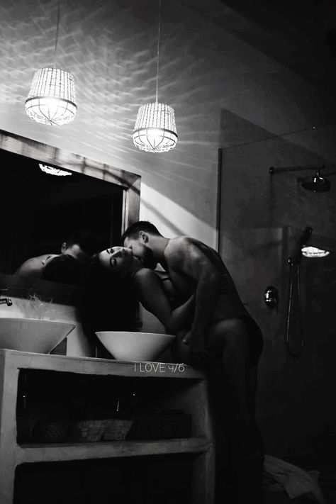 "Lên Đỉnh" Cùng Nàng: Bí Quyết Quan Hệ Tình Dục Đạt Khoái Cảm Cho Phụ Nữ