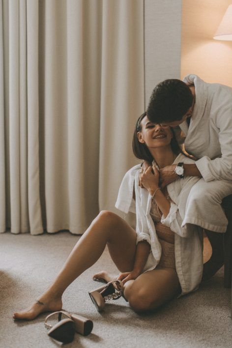 "Giải mã" cơn đau vùng kín: Nguyên nhân nào "cô bé" phải "khóc" khi "yêu"?