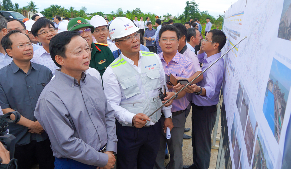 Cao tốc Cần Thơ - Cà Mau chậm tiến độ vì thiếu cát