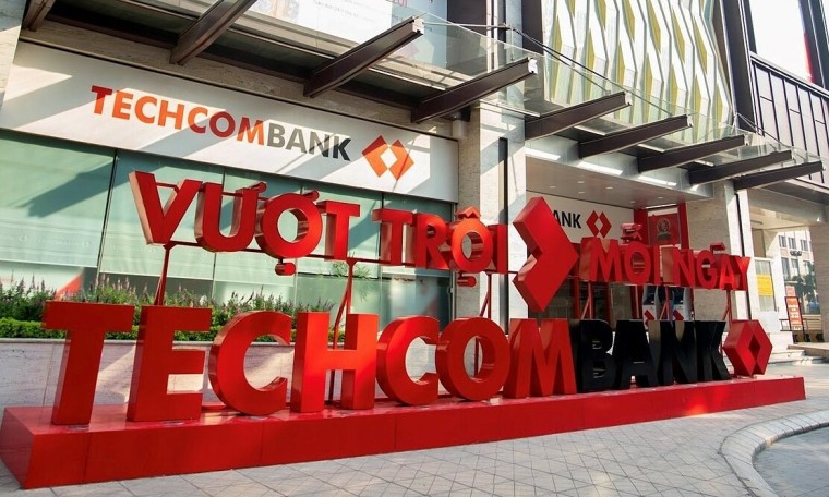 Con gái Chủ tịch Techcombank chi hàng nghìn tỷ mua cổ phiếu của ngân hàng
